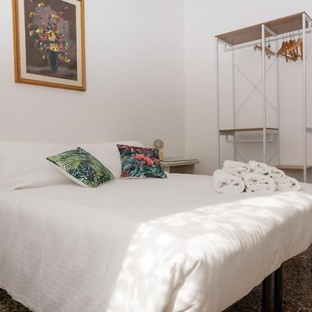ジェノヴァLiving Sestri Airportアパートメント エクステリア 写真